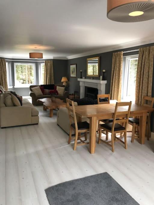 Cardon House - Luxury Highland Holiday Home Inverness Eksteriør bilde